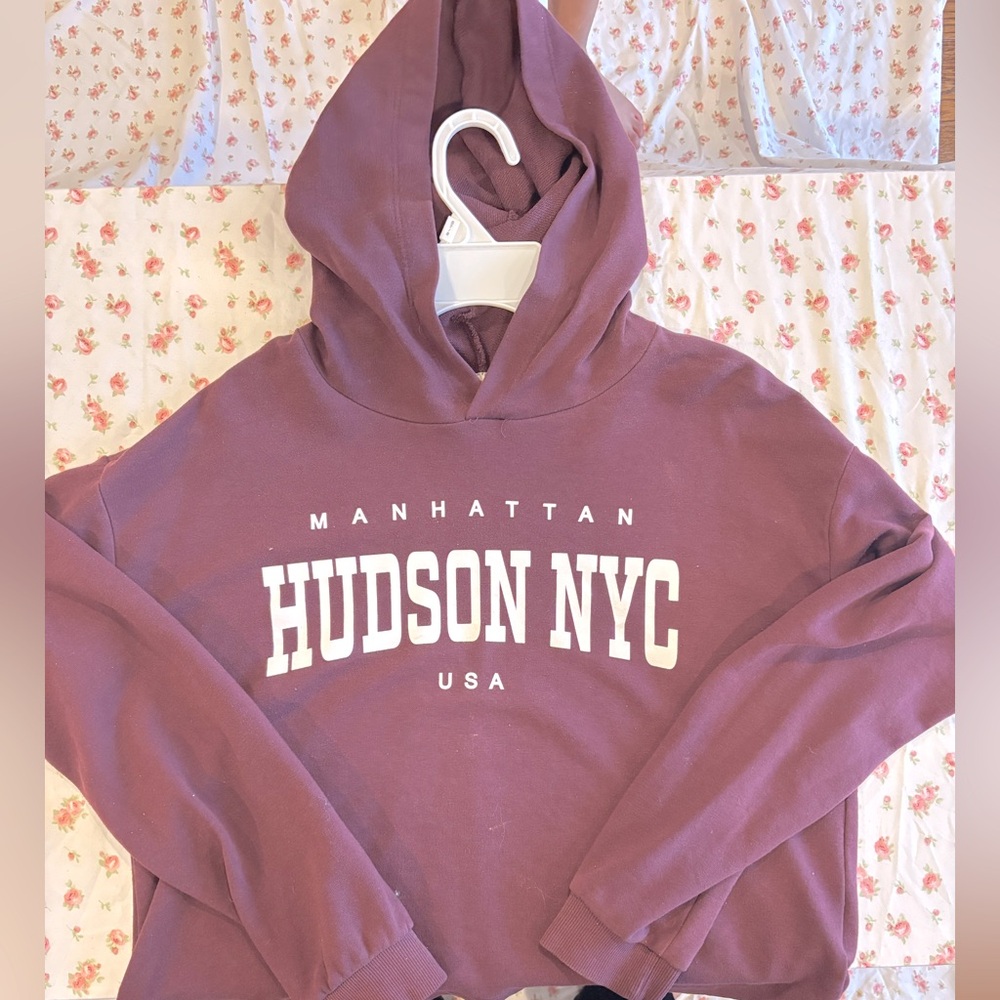 Hudson NYC maroon Brandy Melville Hoodie